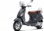 Vespa LXV